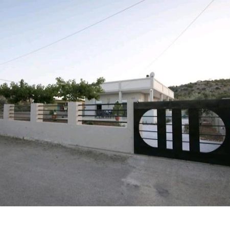 Ammos Villa Salamis Exterior photo